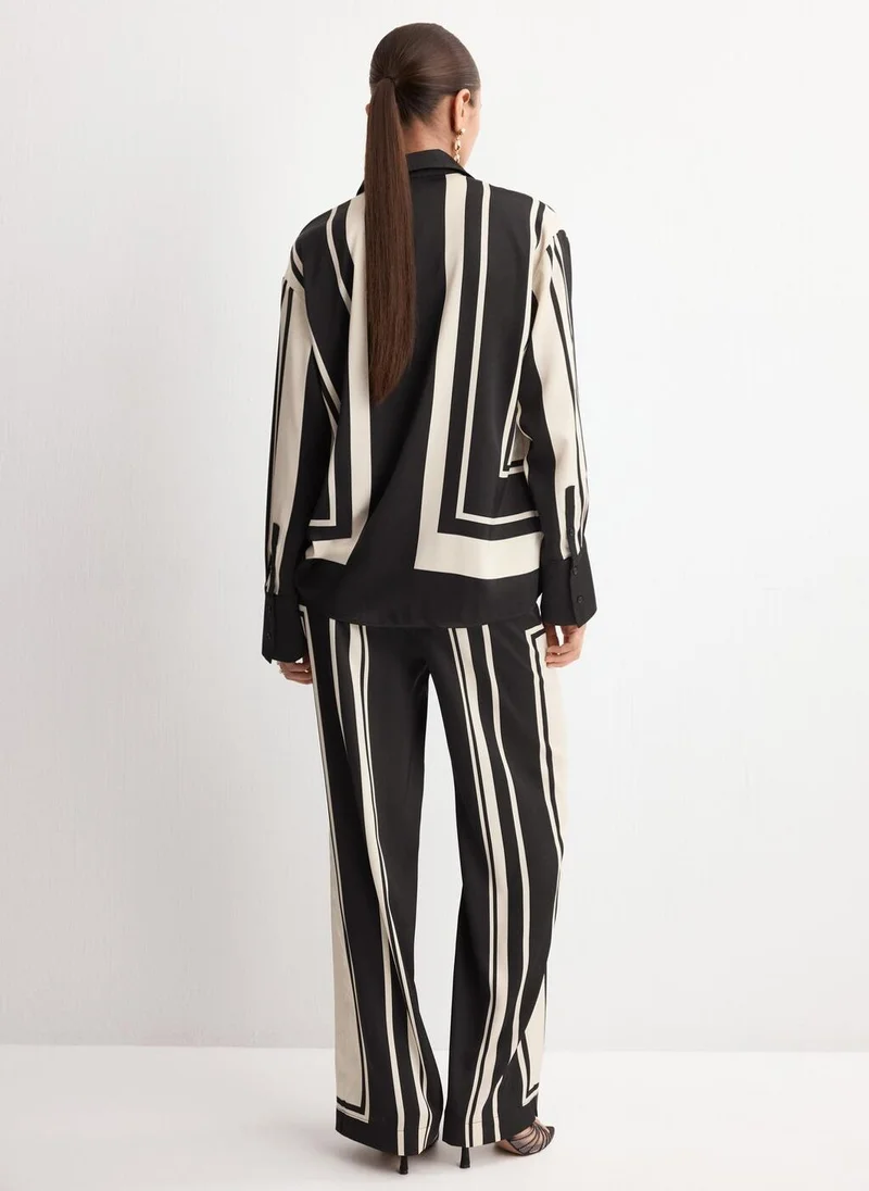 مانجو Satin print blouse